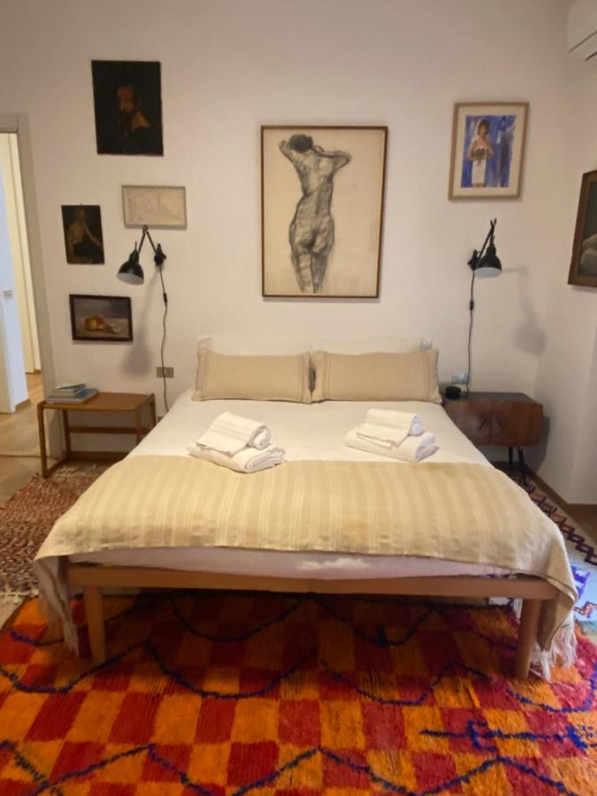 Salasco 20 - Bocconi Porta Romana Stylish Apt! Appartamento Milano
